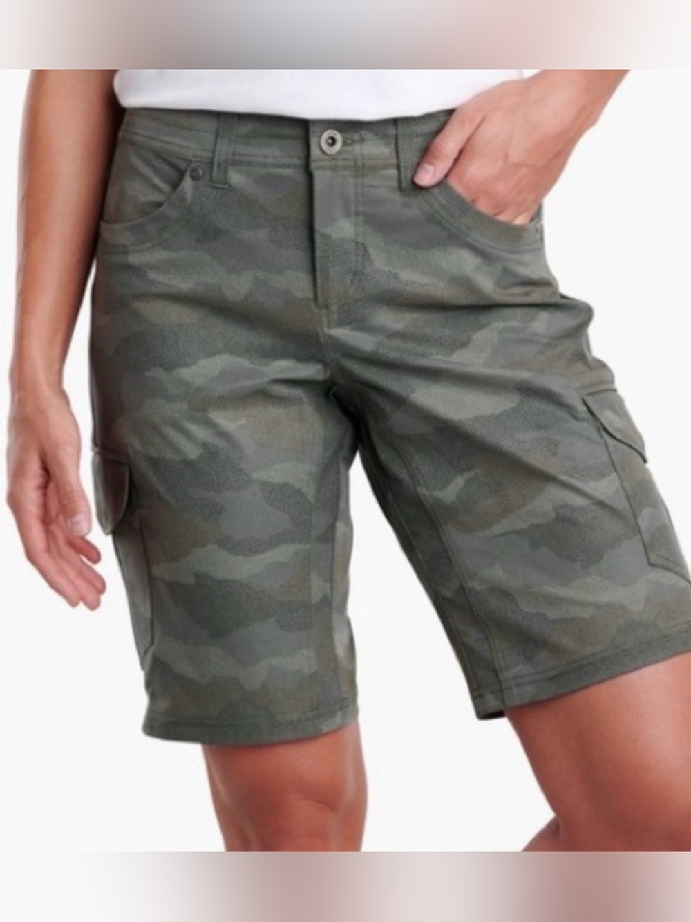 Kuhl FreeFlex Cargo Shorts Womens Sz 16 Olive Camo Green Mid Rise Stretch Hiking